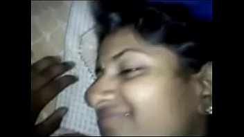 santhi Chennai univ gf exposing hot body with blowjob and pussy fingering