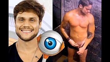 BBB - Breno pelado pau de fora, Porno no Big Brother - Videosdesuavizinha.com